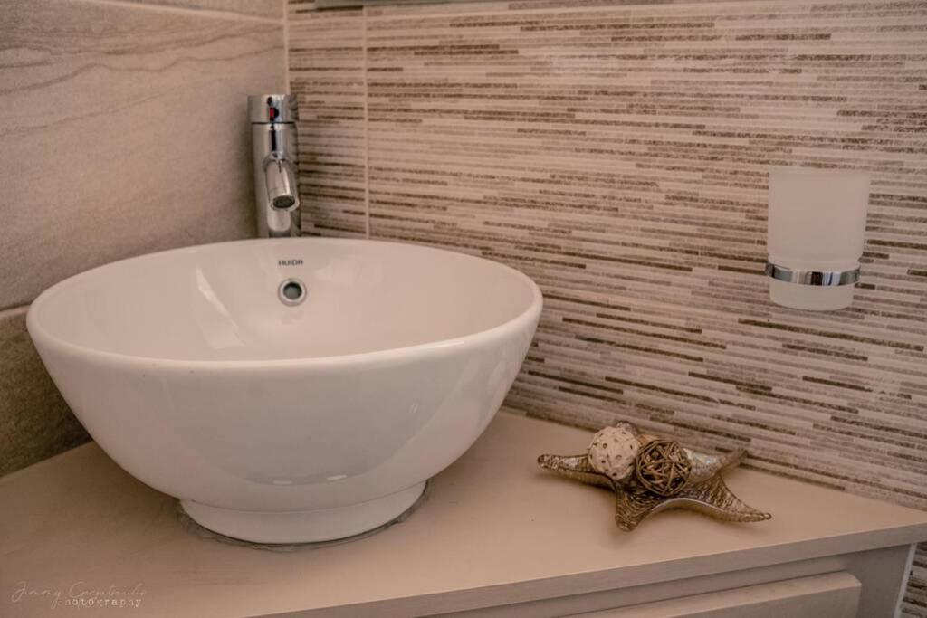 Remvi Deluxe Apartment 202 With Sea View كارباثوس المظهر الخارجي الصورة